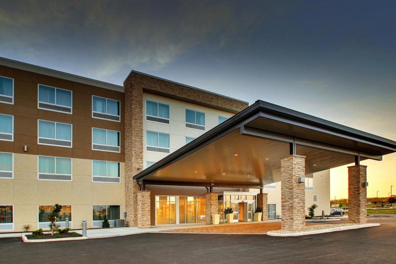 Holiday Inn Express & Suites Findlay North By Ihg Exterior foto